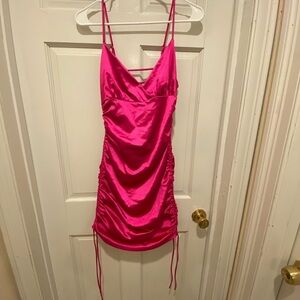 💁‍♀️🙋‍♀️Midnight doll Pink Ruched Mini Dress with Spaghetti Straps
